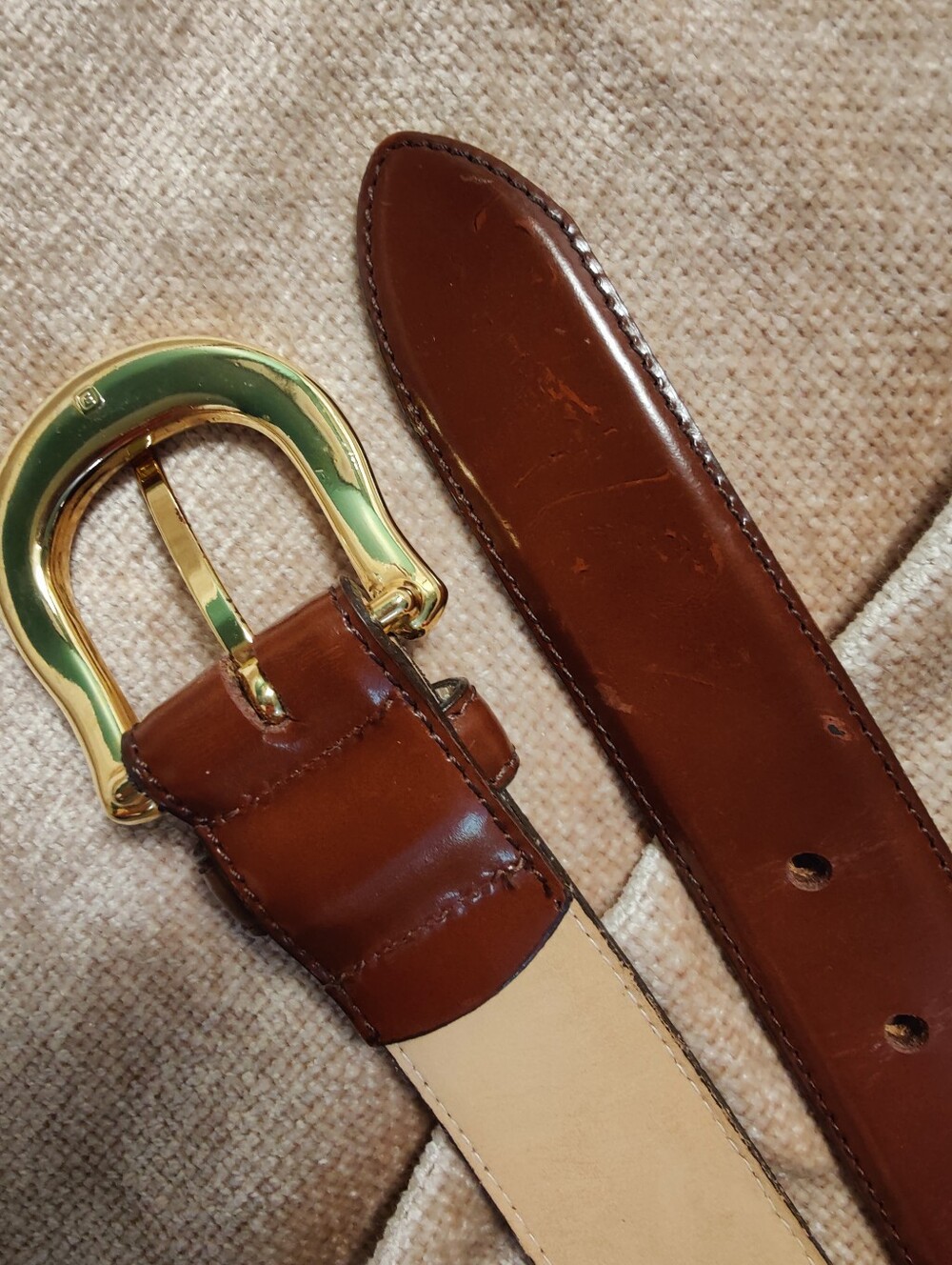 Vintage Avignon Brown Leather Belt with Gold Buckle, Fit 28" - 32" - Picture 11 of 13